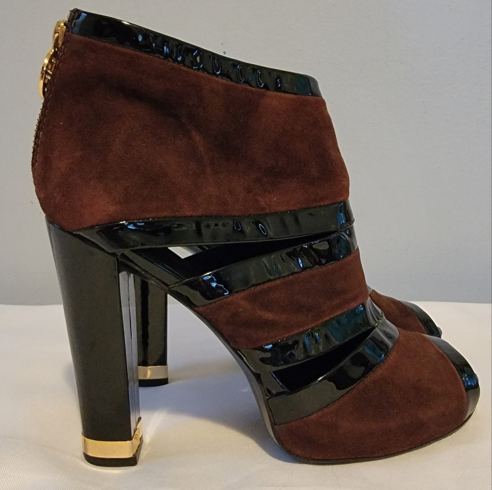Tory Burch Lucille Brown Leather Peep Toe Logo Ankle US 9M